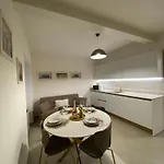 Maison Federica דירה קולה